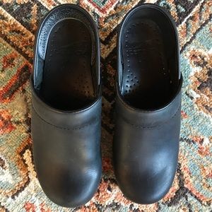 Dansko Clog Professional Black Oiled